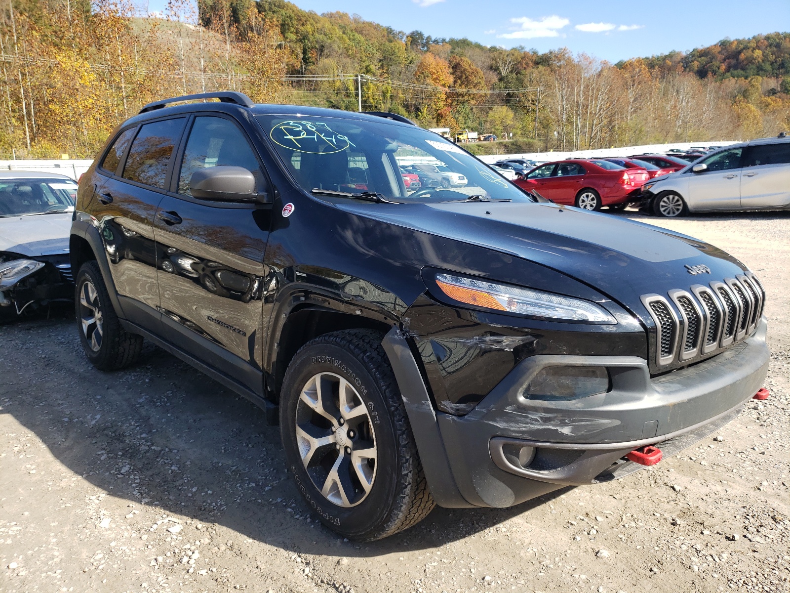 JEEP CHEROKEE T 2017 with VIN 1C4PJMBB9HW618685 - Photo from auction