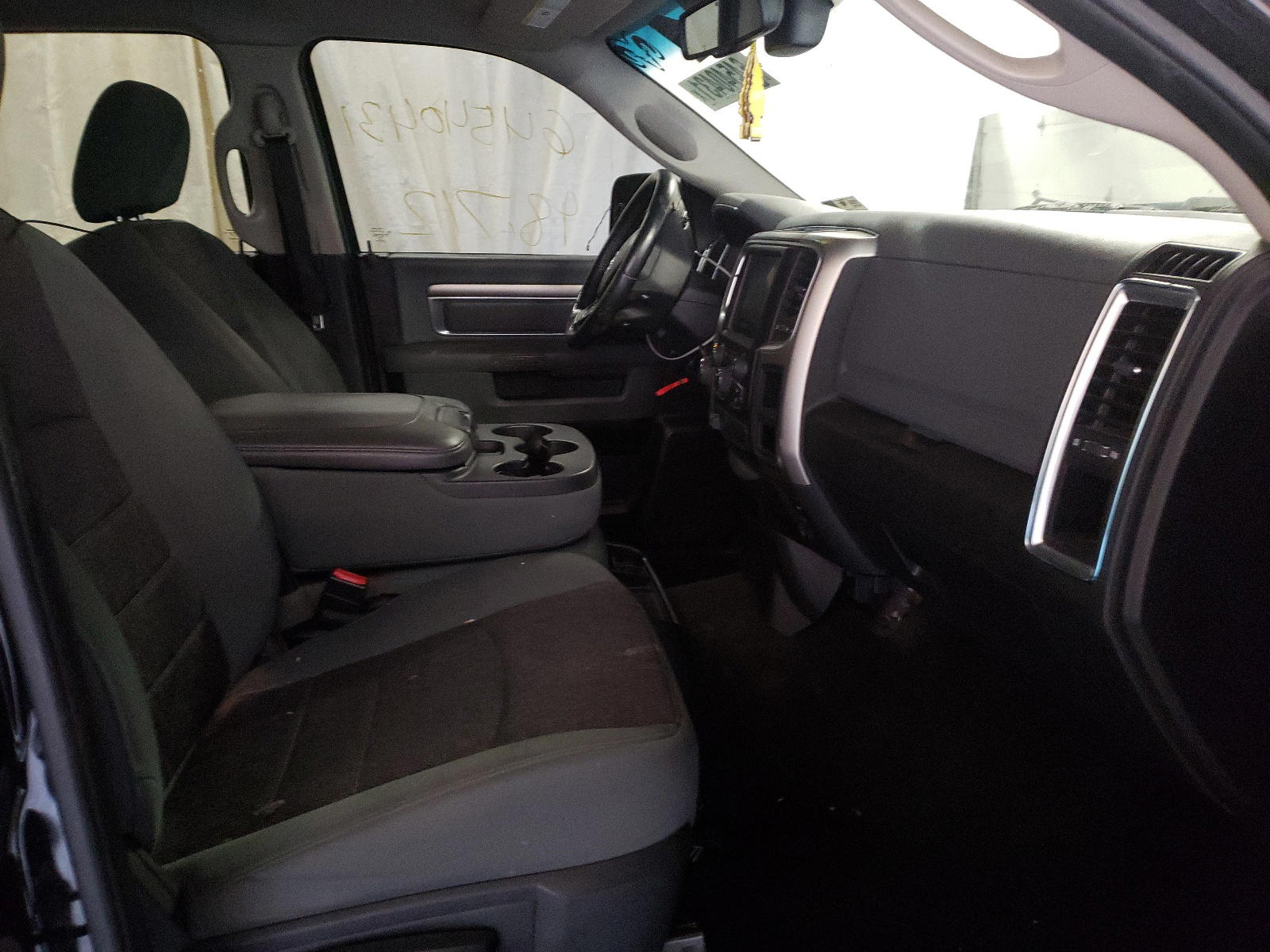 Photo 5 from auction – 2014 DODGE RAM 1500 with VIN 1C6RR7LT1ES290862