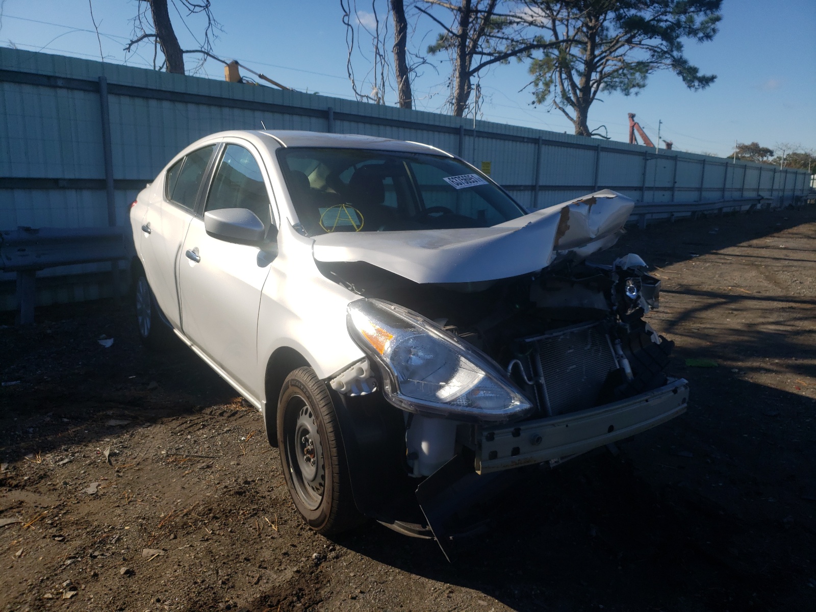 NISSAN VERSA S 2019 with VIN 3N1CN7AP8KL879064 - Photo from auction