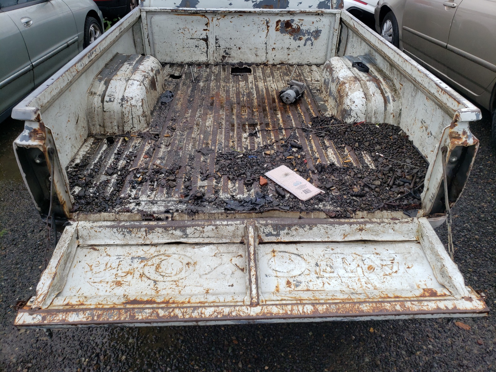 Photo 6 from auction – 1983 TOYOTA PICKUP 1/2 with VIN JT4RN34R4D0070559