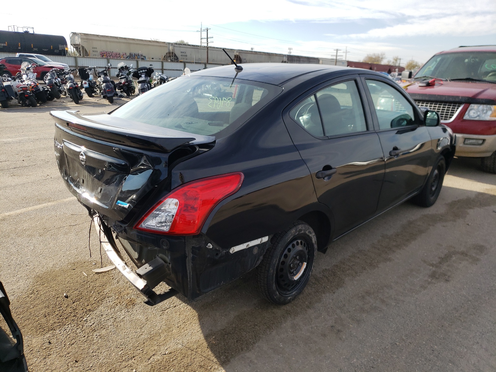 Photo 4 from auction – 2015 NISSAN VERSA S with VIN 3N1CN7AP3FL923462