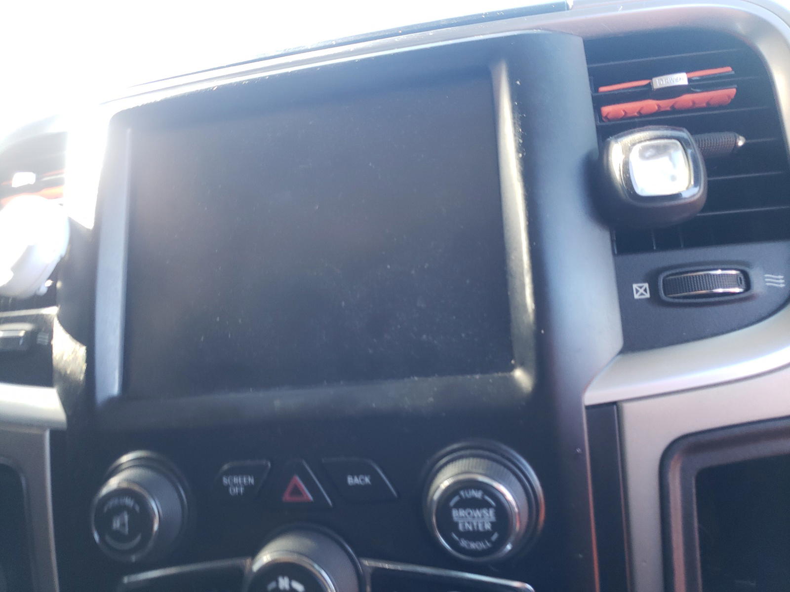 Photo 9 from auction – 2013 RAM 2500 SLT with VIN 3C6UR5DL2DG612797