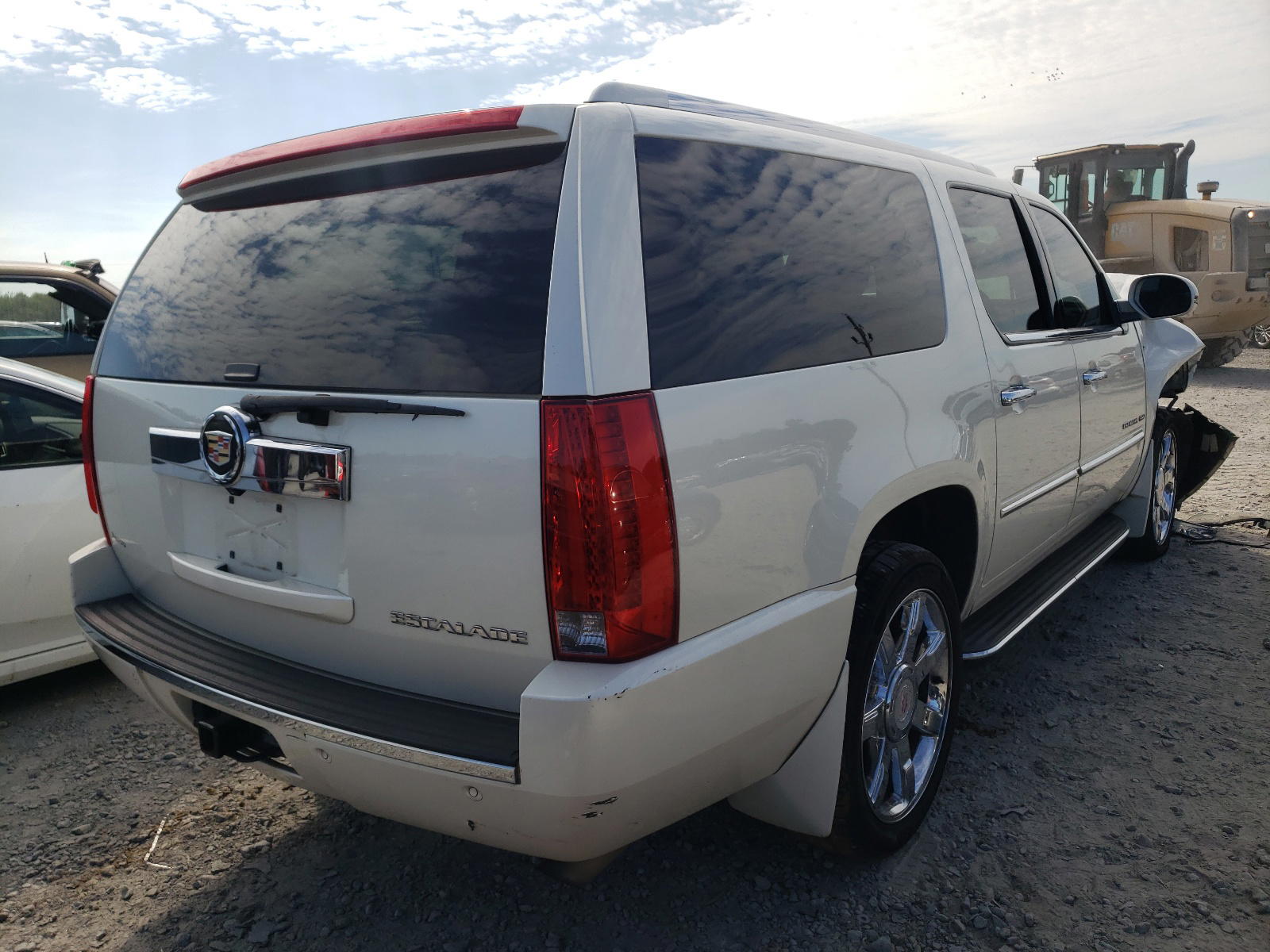 Photo 4 from auction – 2014 CADILLAC ESCALADE E with VIN 1GYS4HEF2ER189031