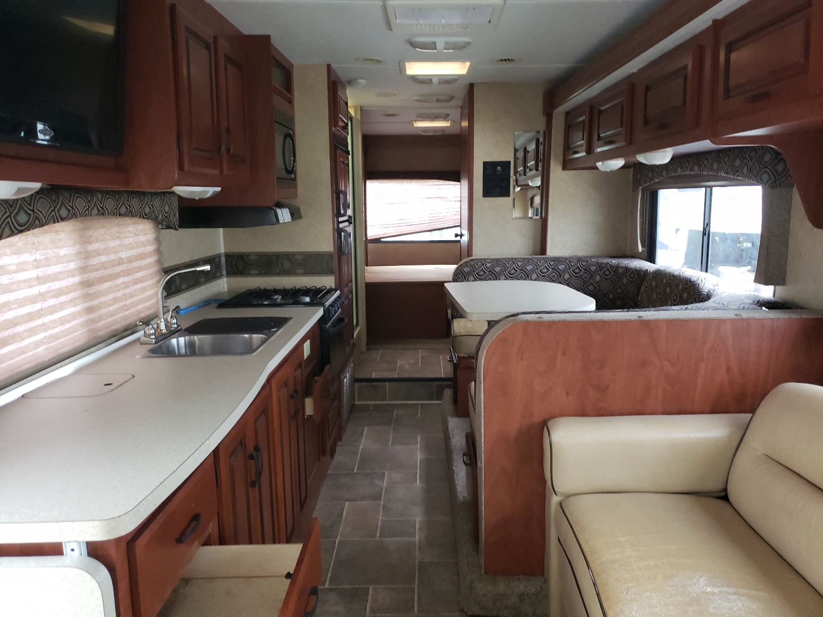 Photo 6 from auction – 2012 WILDWOOD SUNSEEKER with VIN 1FDXE4FS3CDA30277