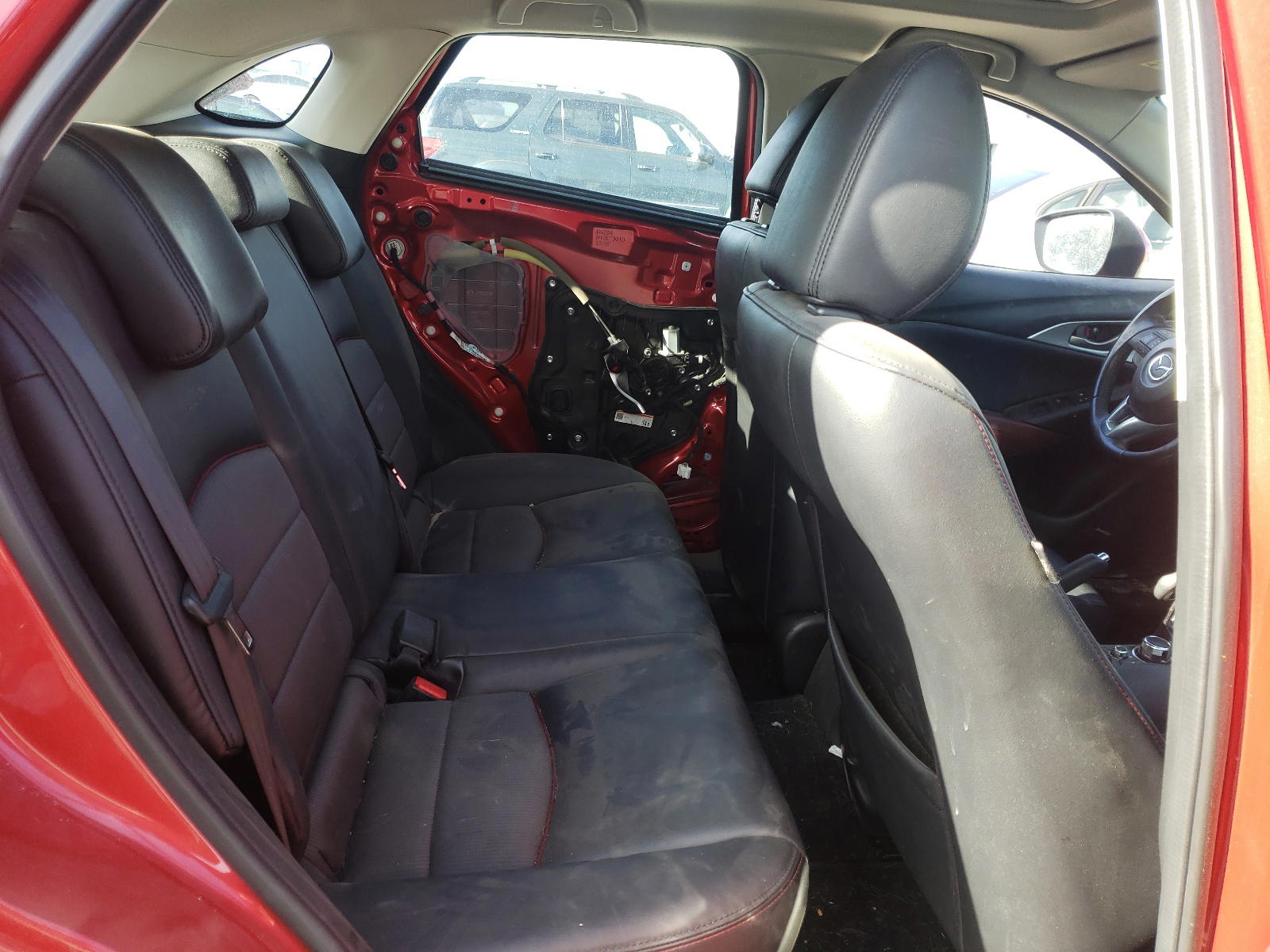 Photo 6 from auction – 2017 MAZDA CX-3 TOURI with VIN JM1DKFC7XH0145890