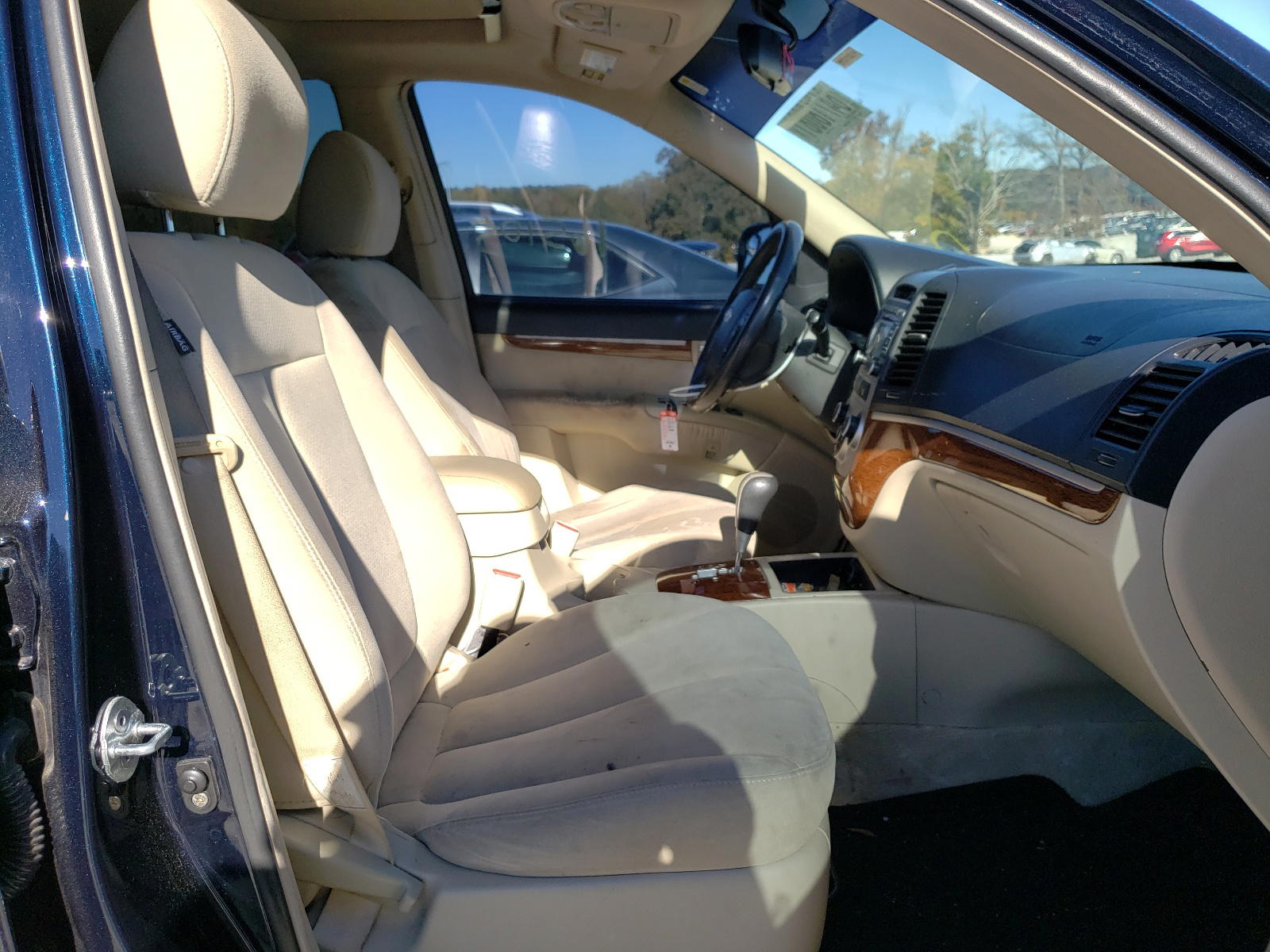 Photo 5 from auction – 2009 HYUNDAI SANTA FE G with VIN 5NMSG73D49H327784