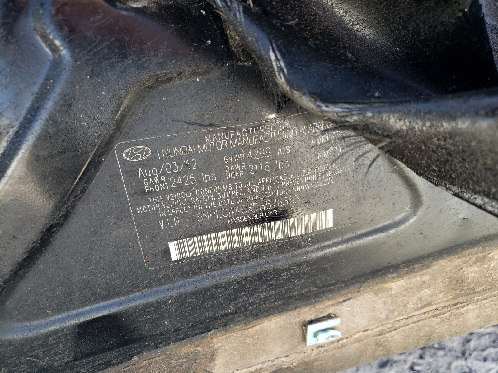 Photo 10 from auction – 2013 HYUNDAI SONATA SE with VIN 5NPEC4ACXDH576653