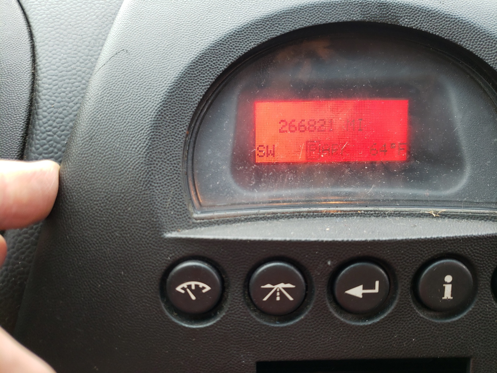 Photo 8 from auction – 2006 PONTIAC GRAND PRIX with VIN 2G2WP552161136409