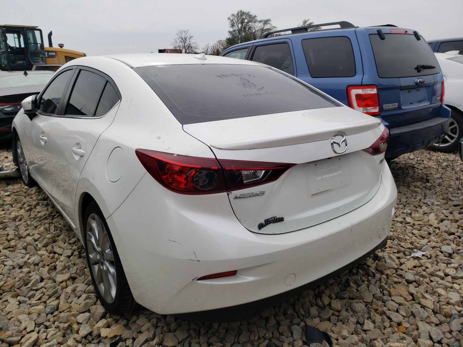 Photo 3 from auction – 2015 MAZDA 3 TOURING with VIN JM1BM1V37F1228196