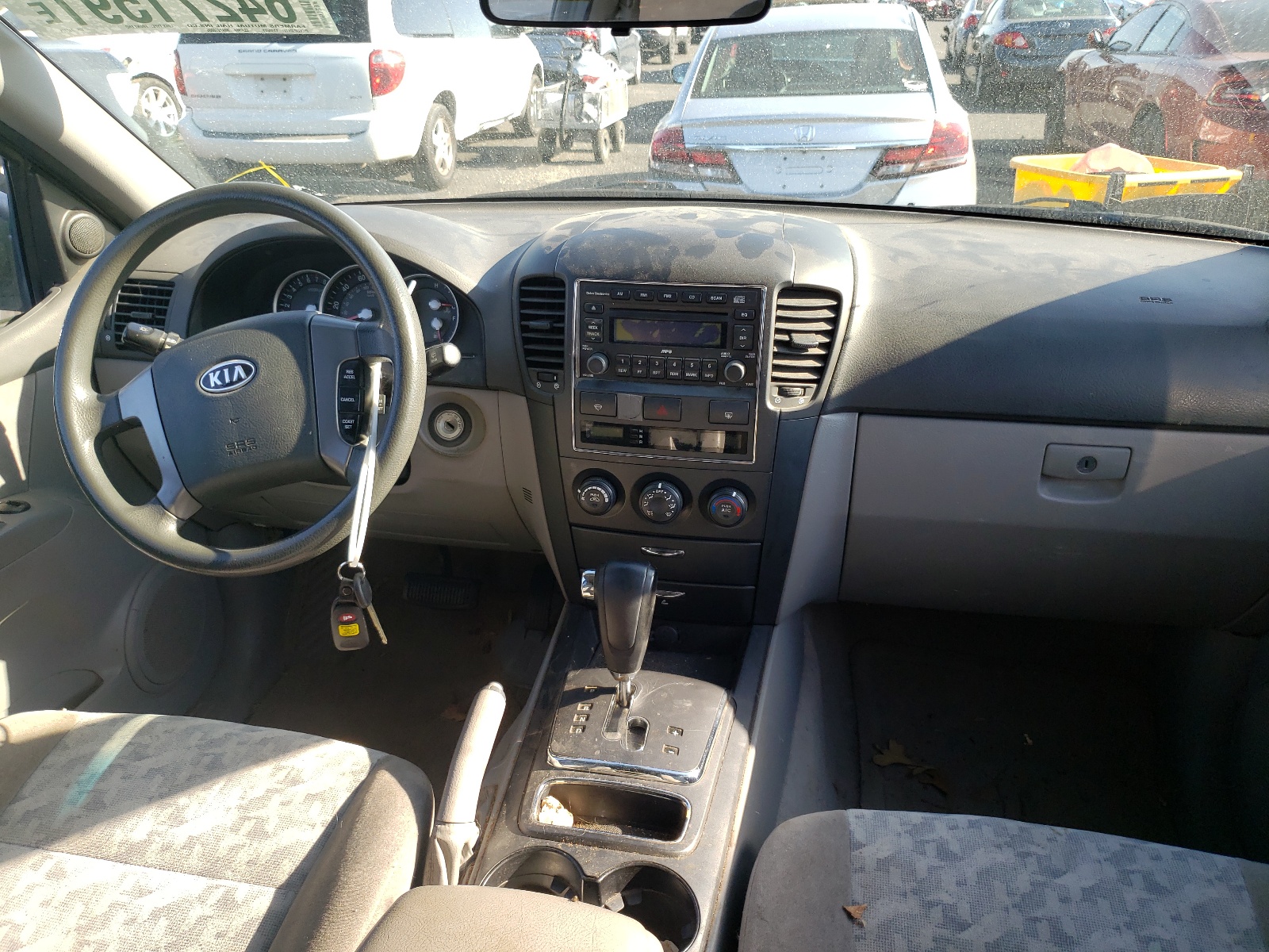 Photo 9 from auction – 2007 KIA SORENTO EX with VIN KNDJC736075717371