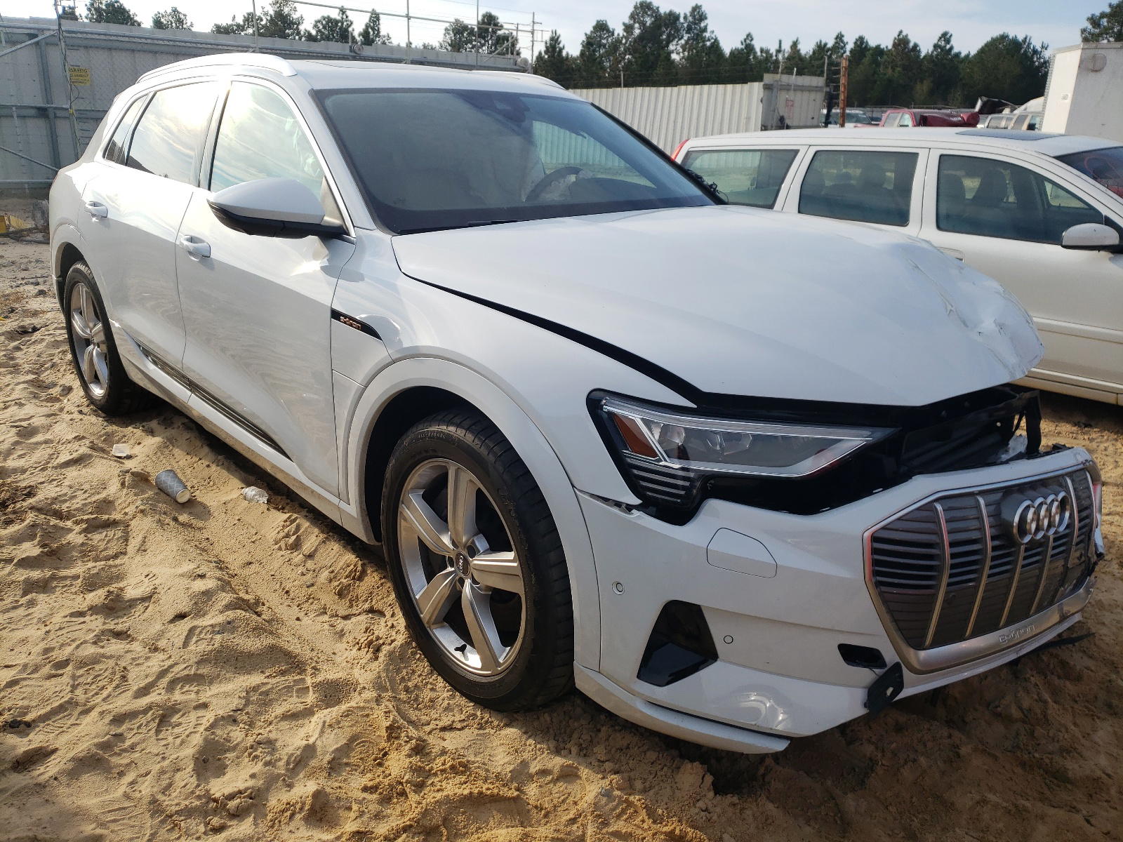 AUDI E-TRON PRE 2019 with VIN WA1LAAGE4KB009514 - Photo from auction