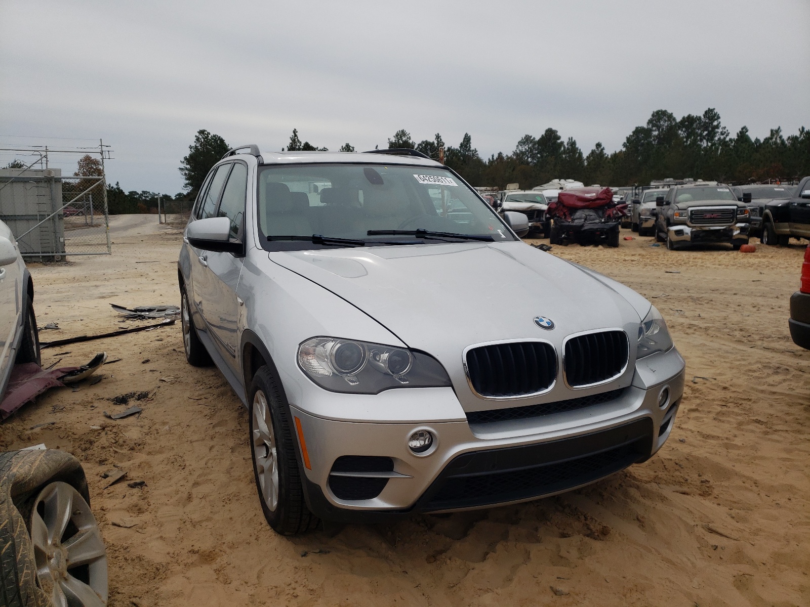 BMW X5 XDRIVE3 2013 with VIN 5UXZV4C54D0B16770 - Photo from auction