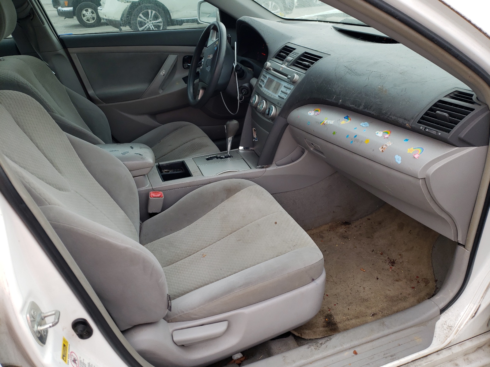 Photo 5 from auction – 2009 TOYOTA CAMRY BASE with VIN 4T1BE46KX9U851332