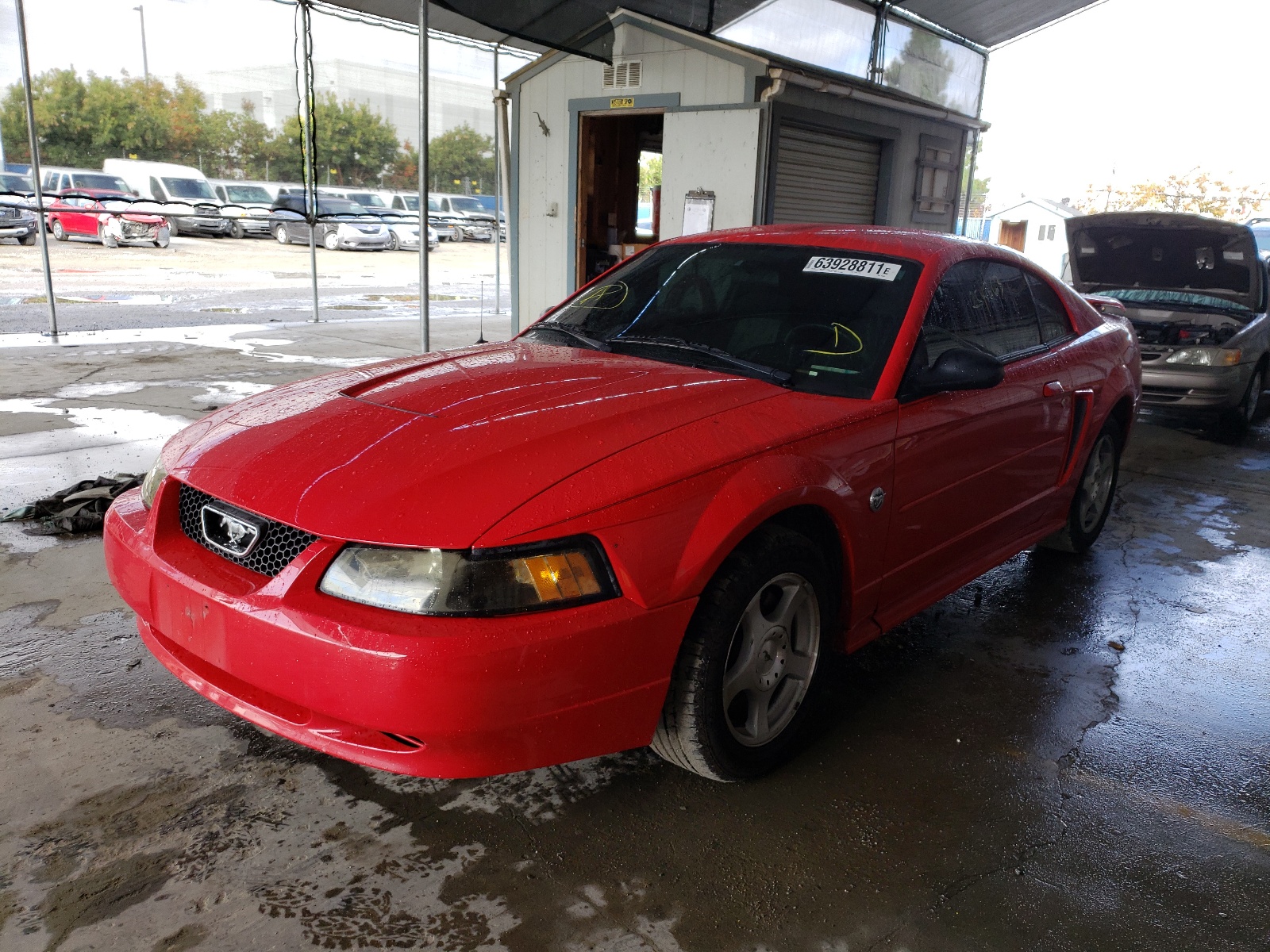 Photo 2 from auction – 2004 FORD MUSTANG with VIN 1FAFP40614F182303