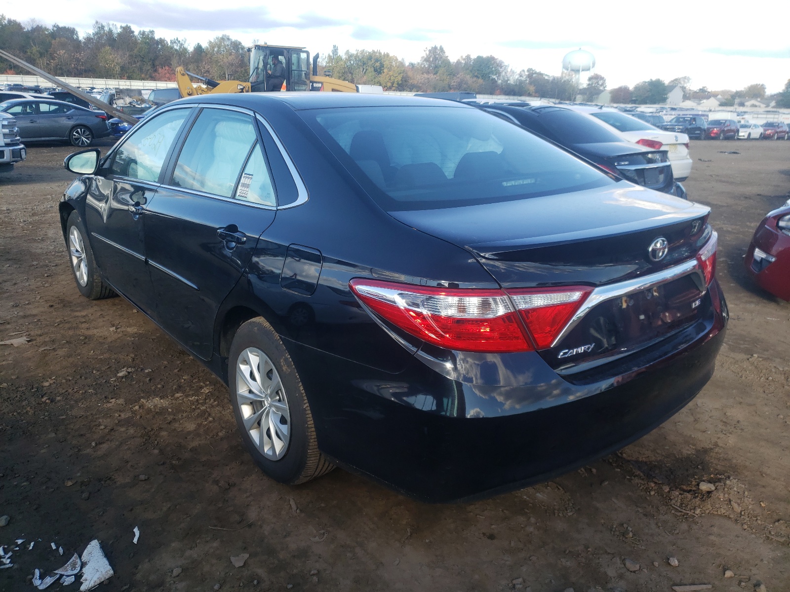 Photo 3 from auction – 2017 TOYOTA CAMRY LE with VIN 4T1BF1FK5HU756560