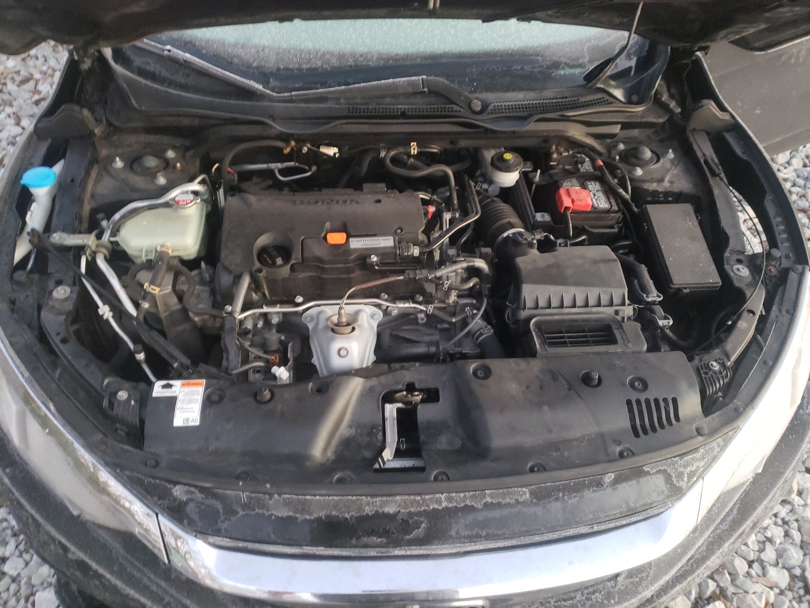 Photo 7 from auction – 2017 HONDA CIVIC LX with VIN 2HGFC2F57HH522763