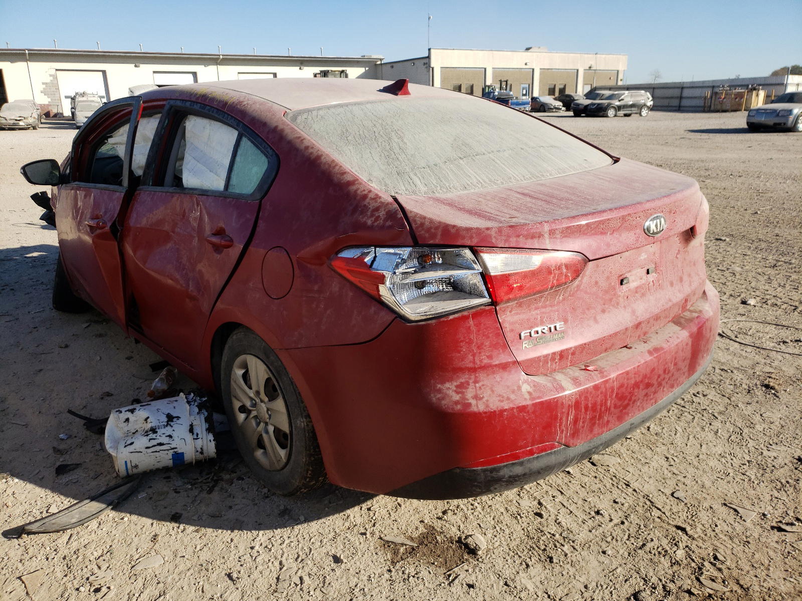 Photo 3 from auction – 2015 KIA FORTE LX with VIN KNAFX4A68F5434319