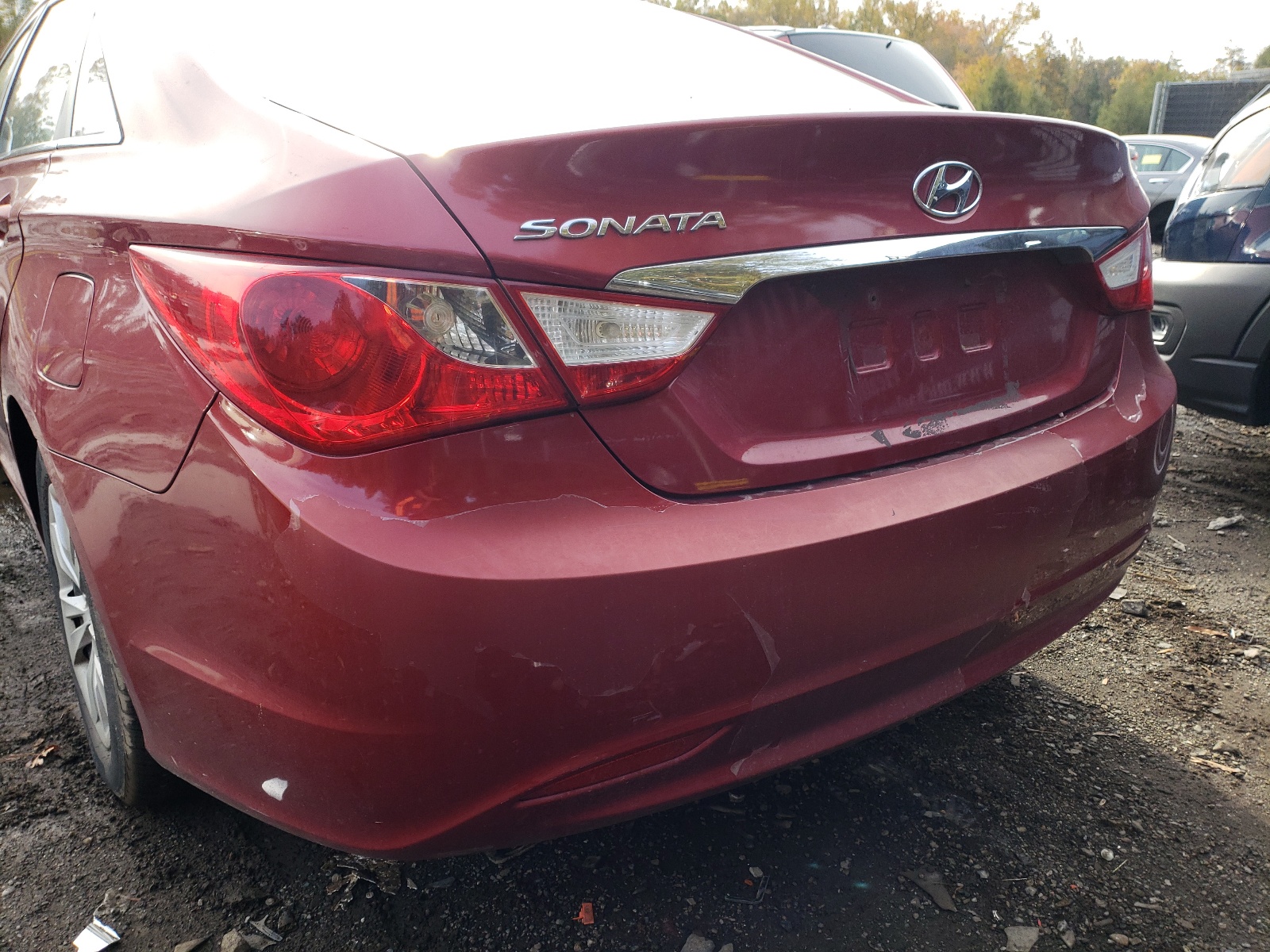 Photo 9 from auction – 2011 HYUNDAI SONATA GLS with VIN 5NPEB4AC0BH185303