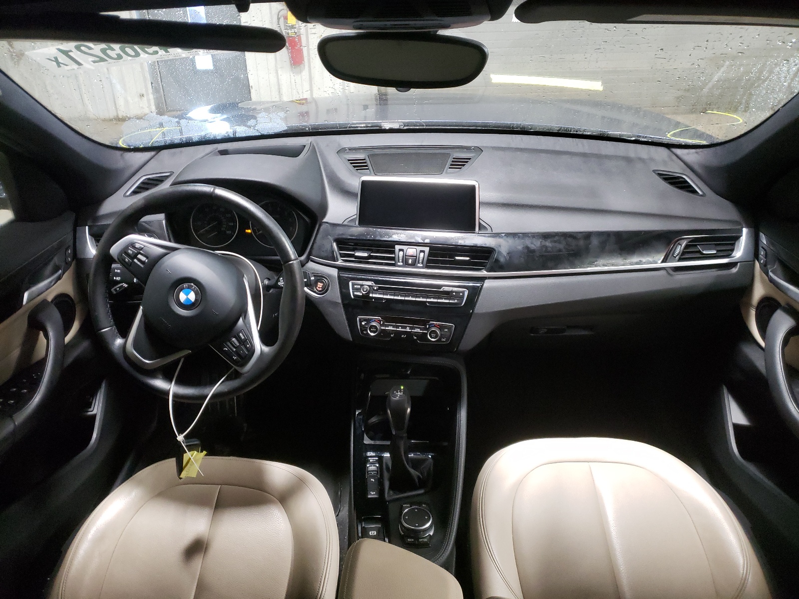 Photo 9 from auction – 2016 BMW X1 XDRIVE2 with VIN WBXHT3C31GP885010