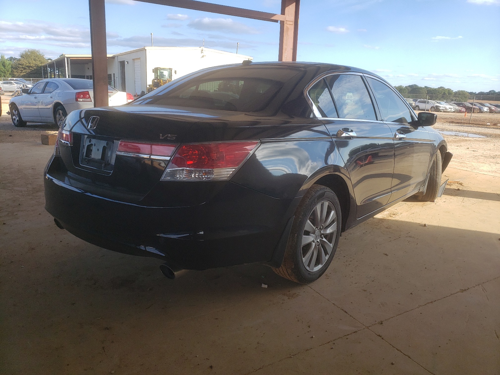 Photo 4 from auction – 2012 HONDA ACCORD EXL with VIN 1HGCP3F87CA022620