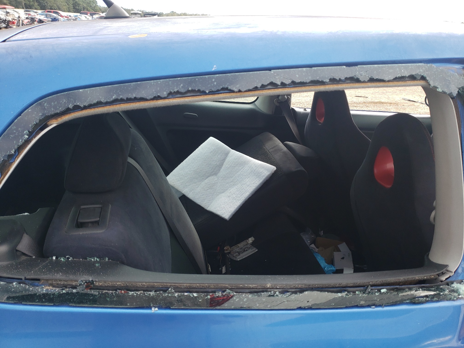 Photo 6 from auction – 2004 HONDA CIVIC SI with VIN SHHEP33524U502623