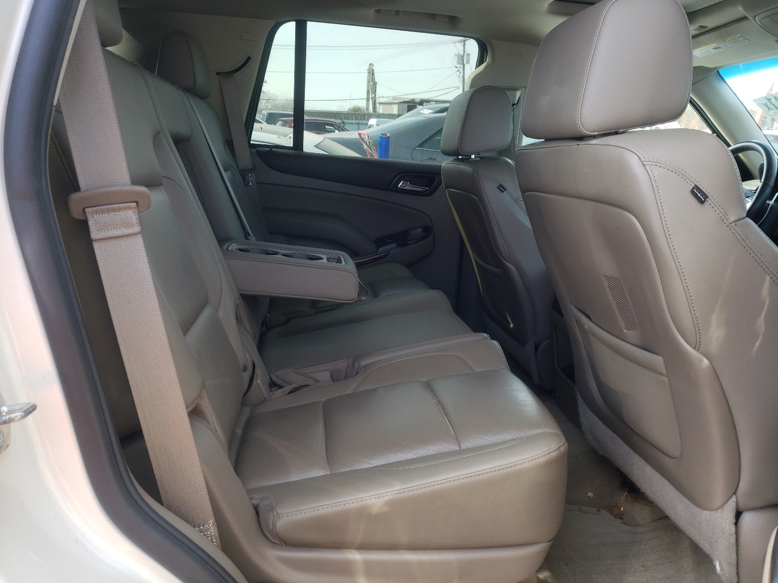Photo 6 from auction – 2015 GMC YUKON SLT with VIN 1GKS2BKC3FR137609