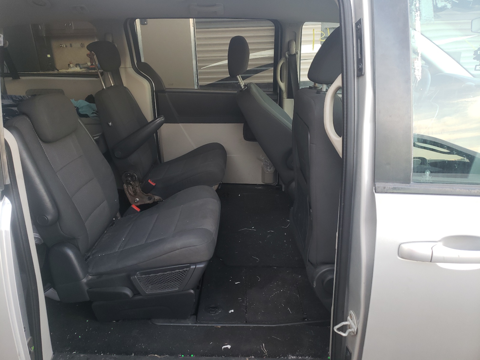 Photo 6 from auction – 2008 DODGE GRAND CARA with VIN 2D8HN54P18R779954