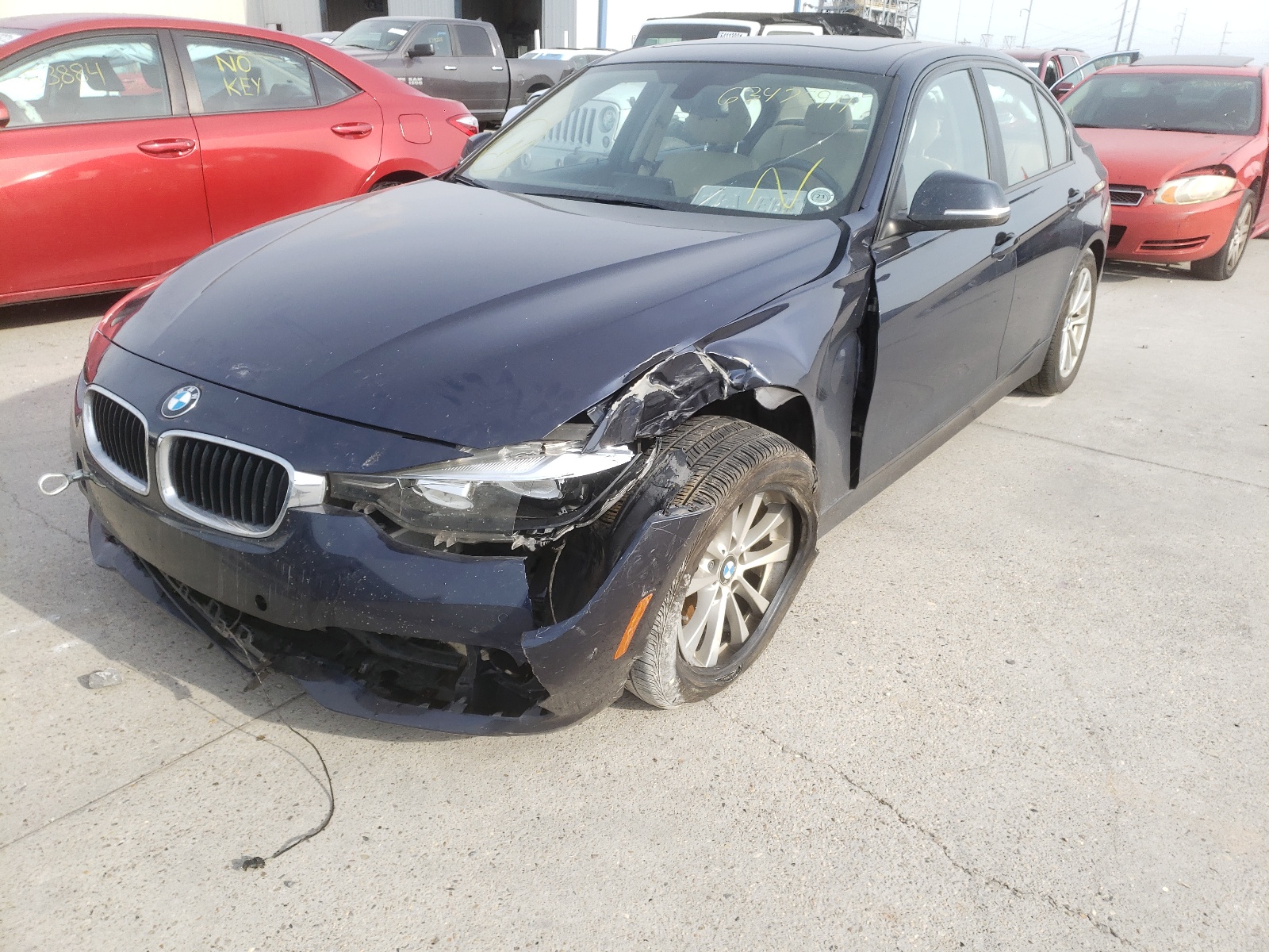 Photo 2 from auction – 2017 BMW 320 I with VIN WBA8E1G31HNU17701
