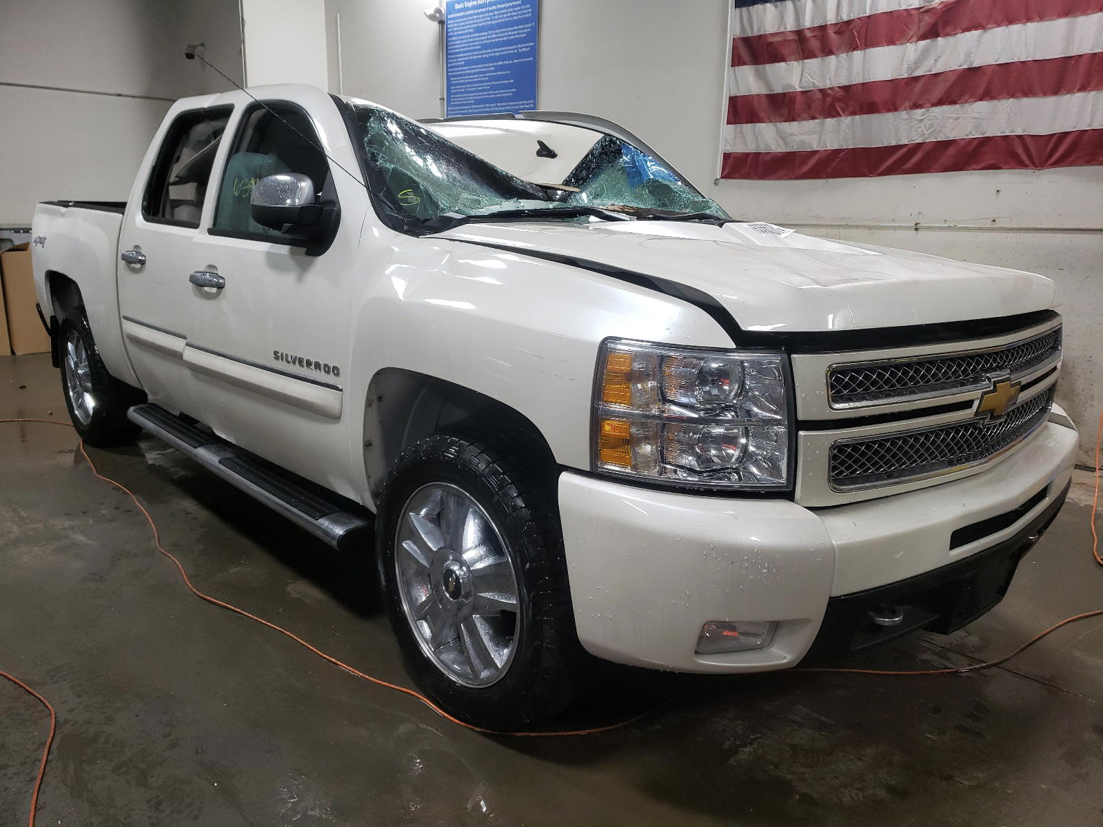 CHEVROLET SILVERADO 2012 with VIN 3GCPKTE75CG281678 - Photo from auction