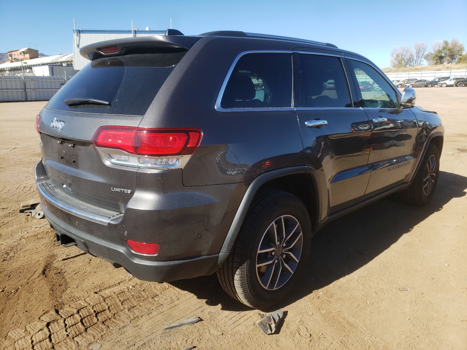 Photo 4 from auction – 2021 JEEP GRAND CHER with VIN 1C4RJFBG4MC684279