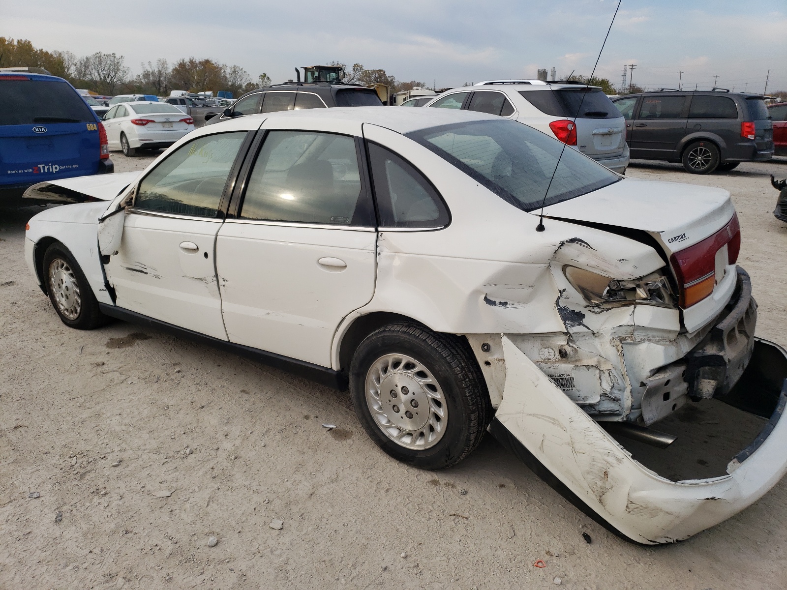 Photo 3 from auction – 2001 SATURN L200 with VIN 1G8JU52F31Y548157