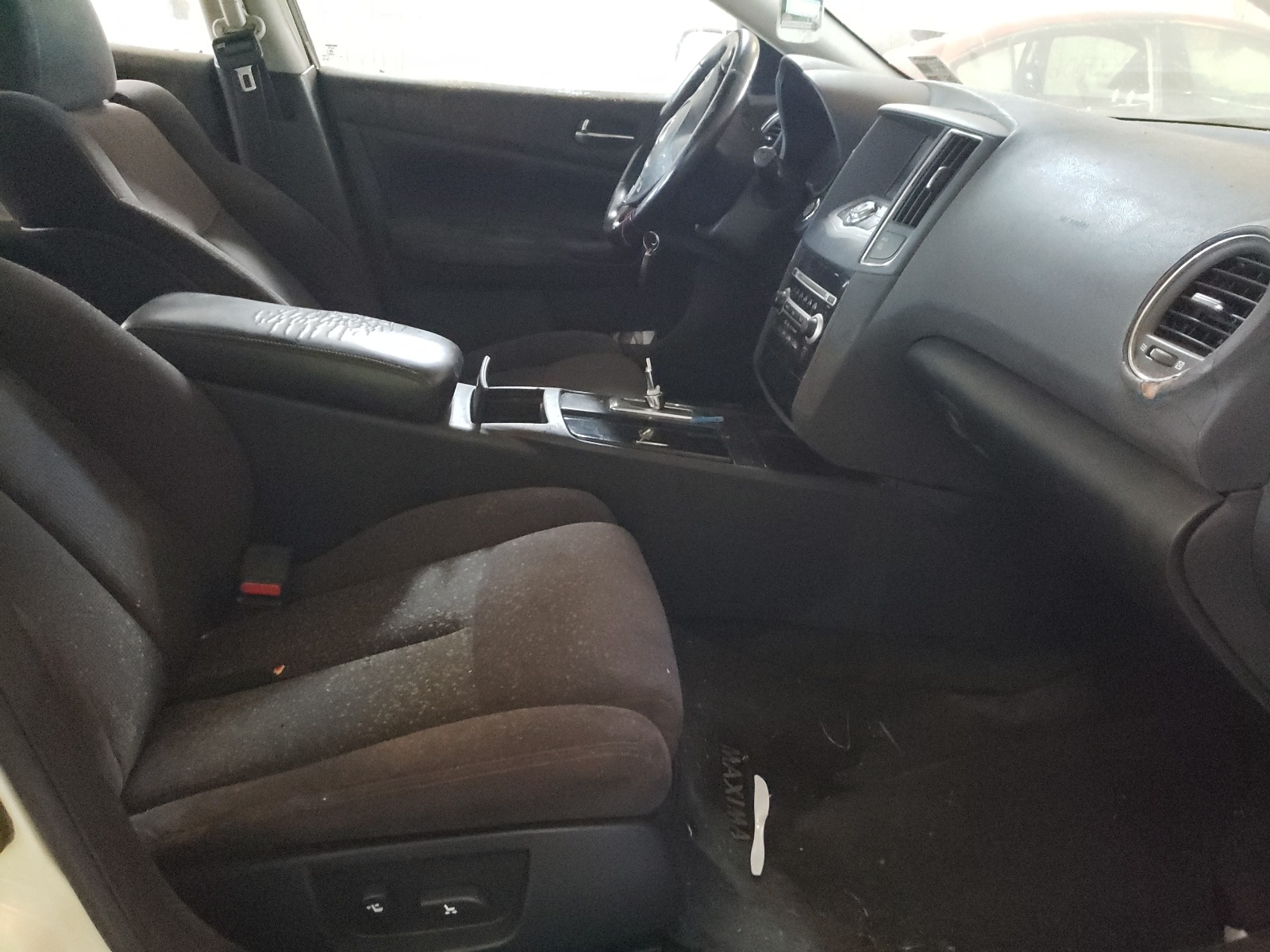 Photo 5 from auction – 2009 NISSAN MAXIMA S with VIN 1N4AA51E29C820803