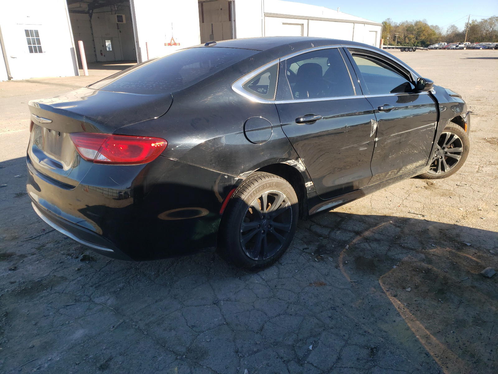 Photo 4 from auction – 2016 CHRYSLER 200 LIMITE with VIN 1C3CCCAB8GN106025