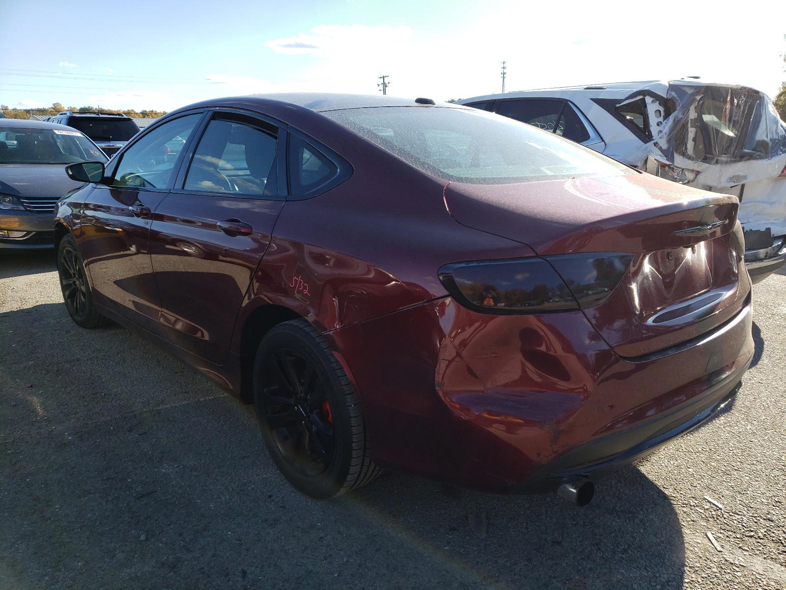 Photo 3 from auction – 2015 CHRYSLER 200 LIMITE with VIN 1C3CCCAB3FN657543