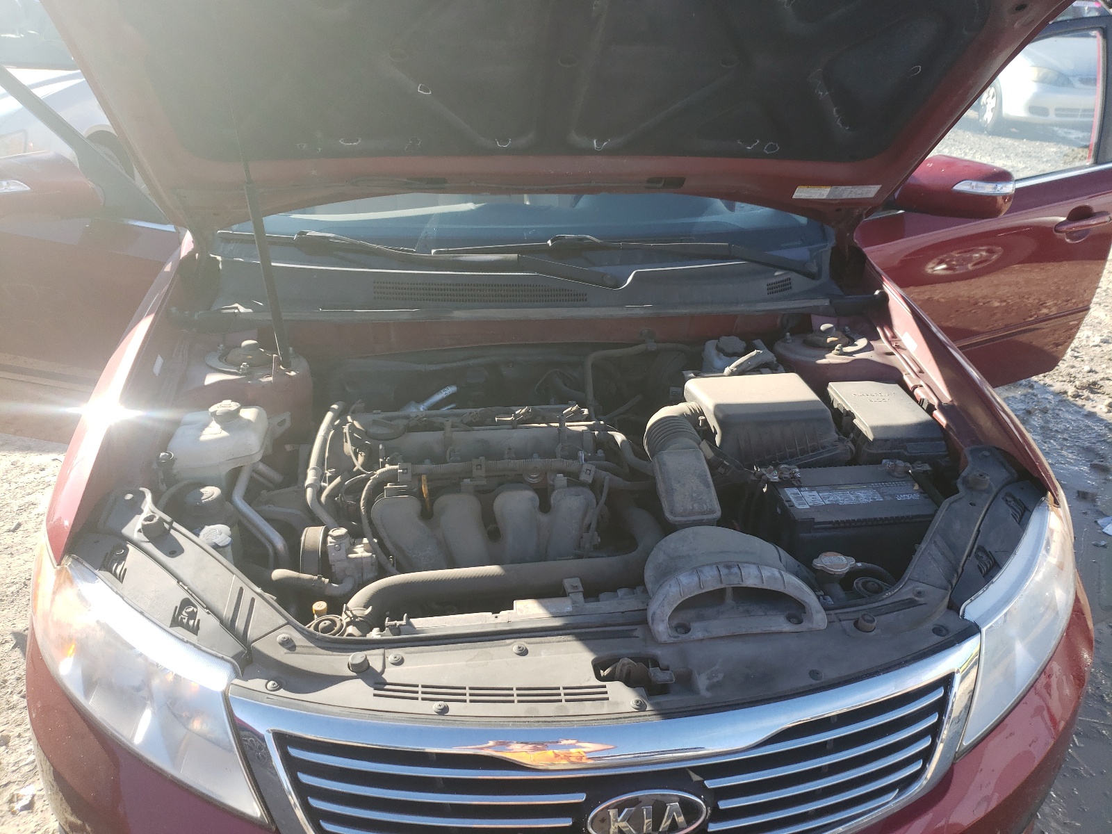 Zdjęcie 7 z aukcji – 2009 KIA OPTIMA LX z VIN KNAGE228295300246