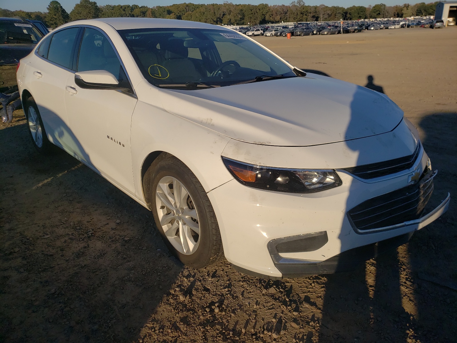 Photo 1 from auction – 2018 CHEVROLET MALIBU LT with VIN 1G1ZD5ST7JF129702