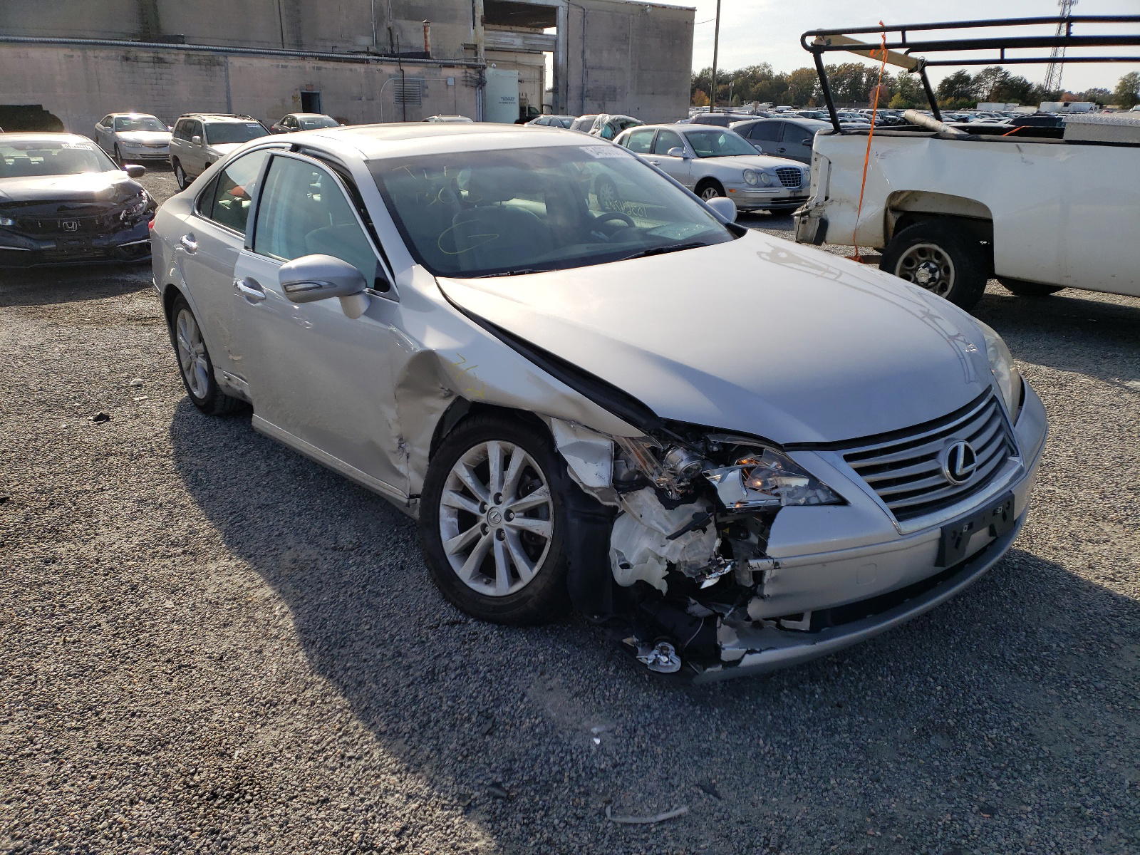 LEXUS ES 350 2010 with VIN JTHBK1EG8A2411519 - Photo from auction