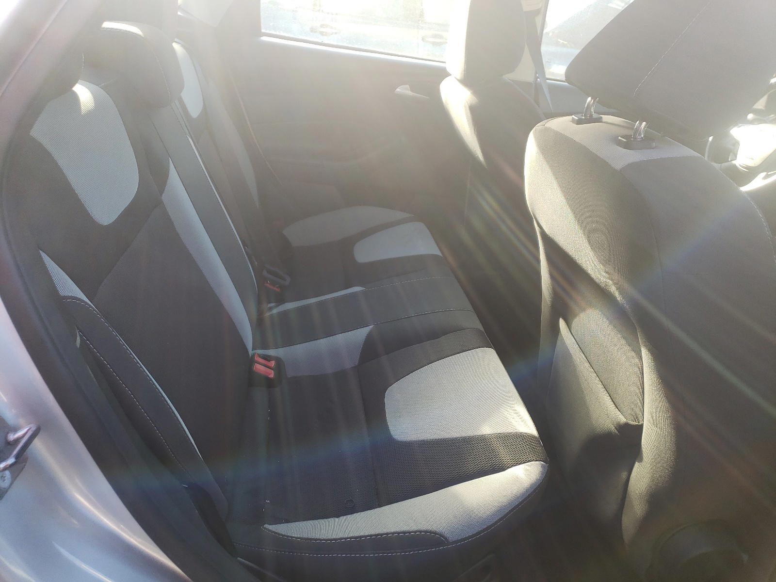 Photo 6 from auction – 2012 FORD FOCUS SE with VIN 1FAHP3F26CL426101