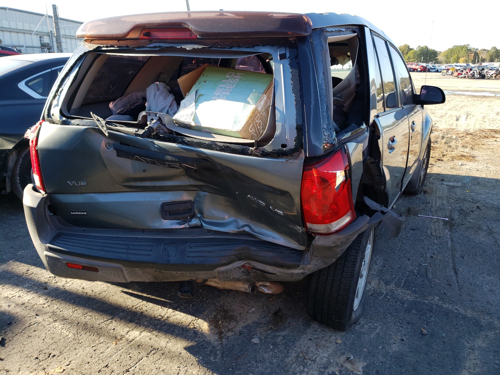Photo 9 from auction – 2005 SATURN VUE with VIN 5GZCZ63435S847397