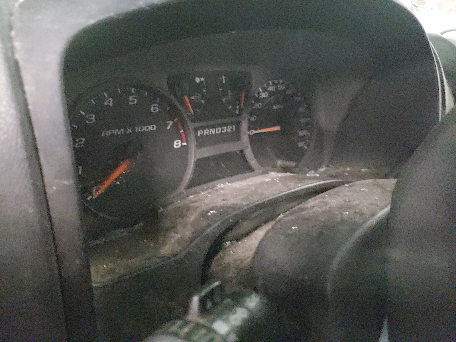 Photo 8 from auction – 2005 CHEVROLET COLORADO with VIN 1GCDT136958154715