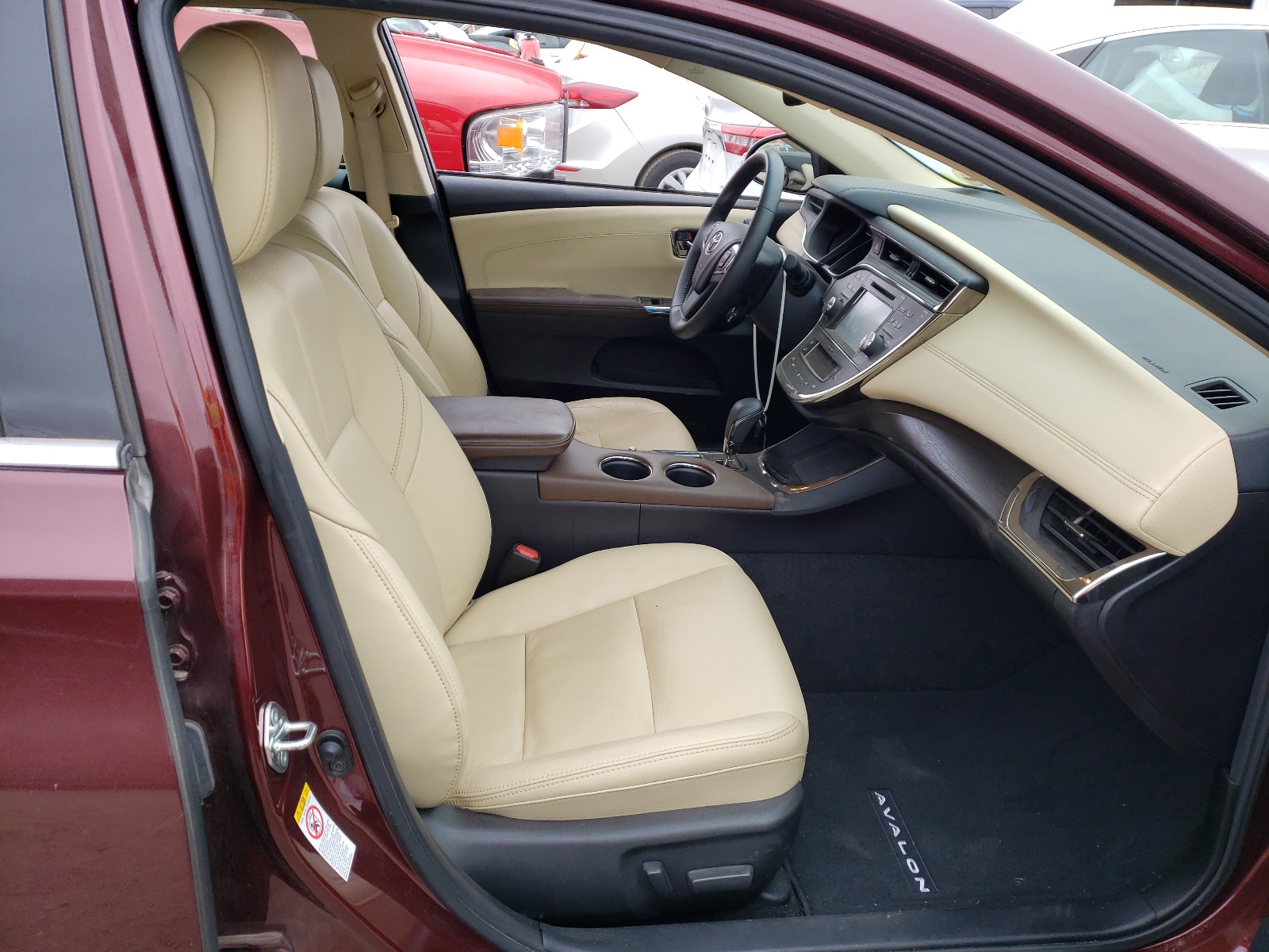 Photo 5 from auction – 2016 TOYOTA AVALON HYB with VIN 4T1BD1EB5GU055748