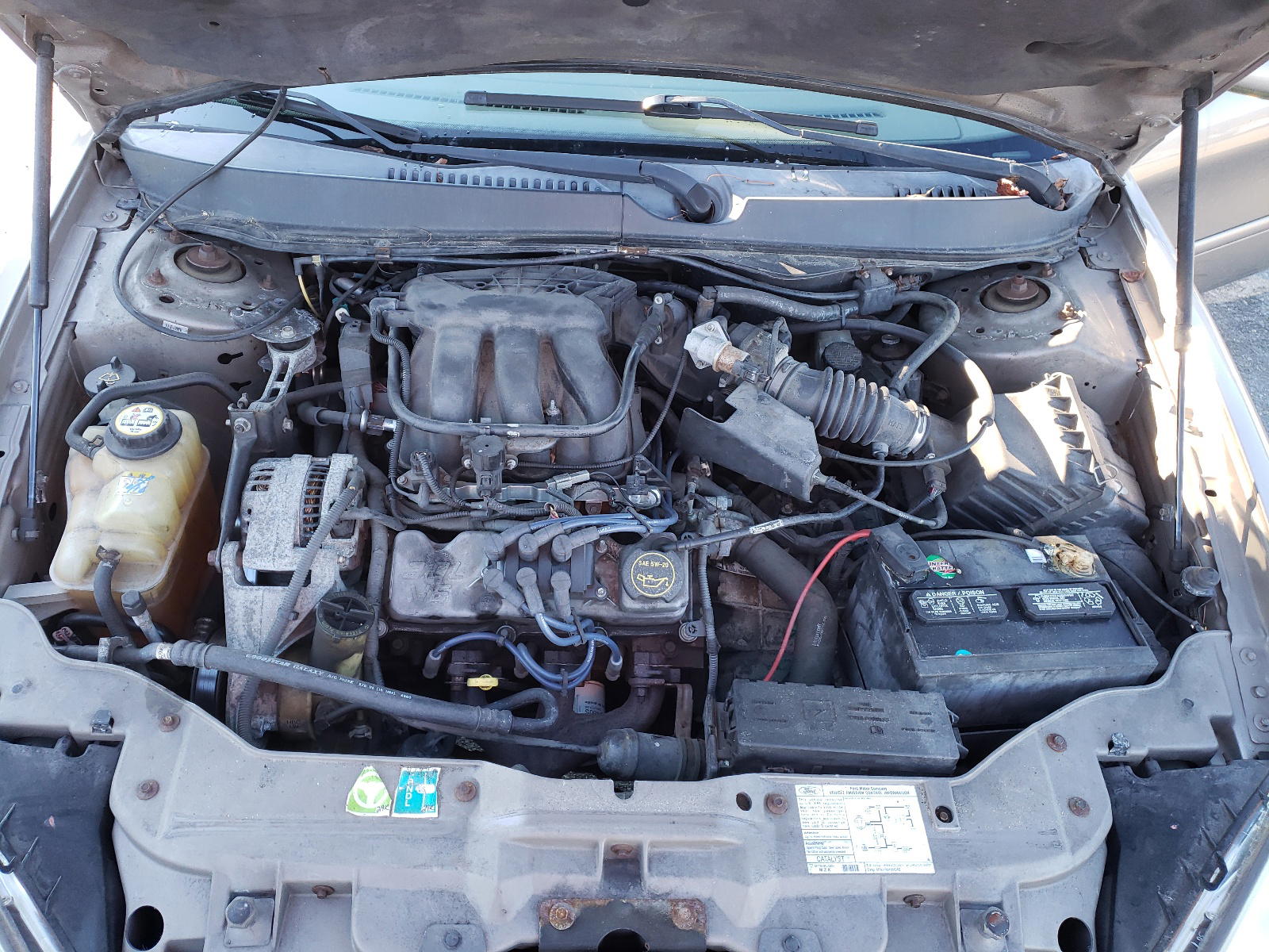 Photo 7 from auction – 2005 FORD TAURUS with VIN 1FAFP56U45A300239