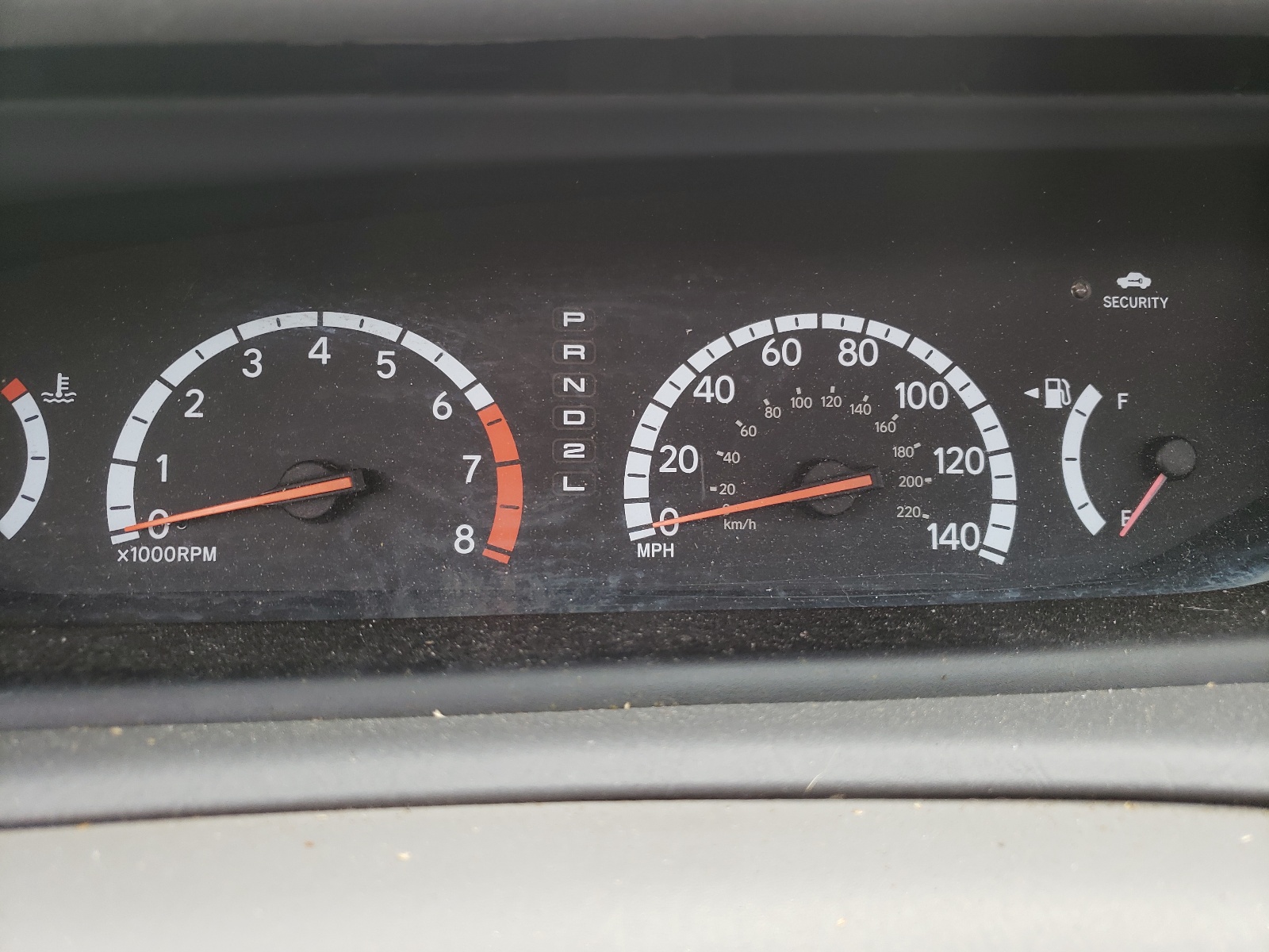Photo 8 from auction – 2002 TOYOTA AVALON XL with VIN 4T1BF28B52U261544