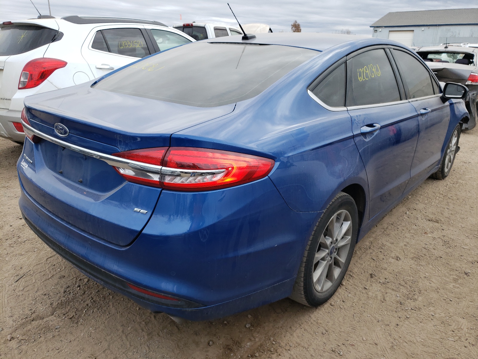 Photo 4 from auction – 2017 FORD FUSION SE with VIN 3FA6P0H74HR411765