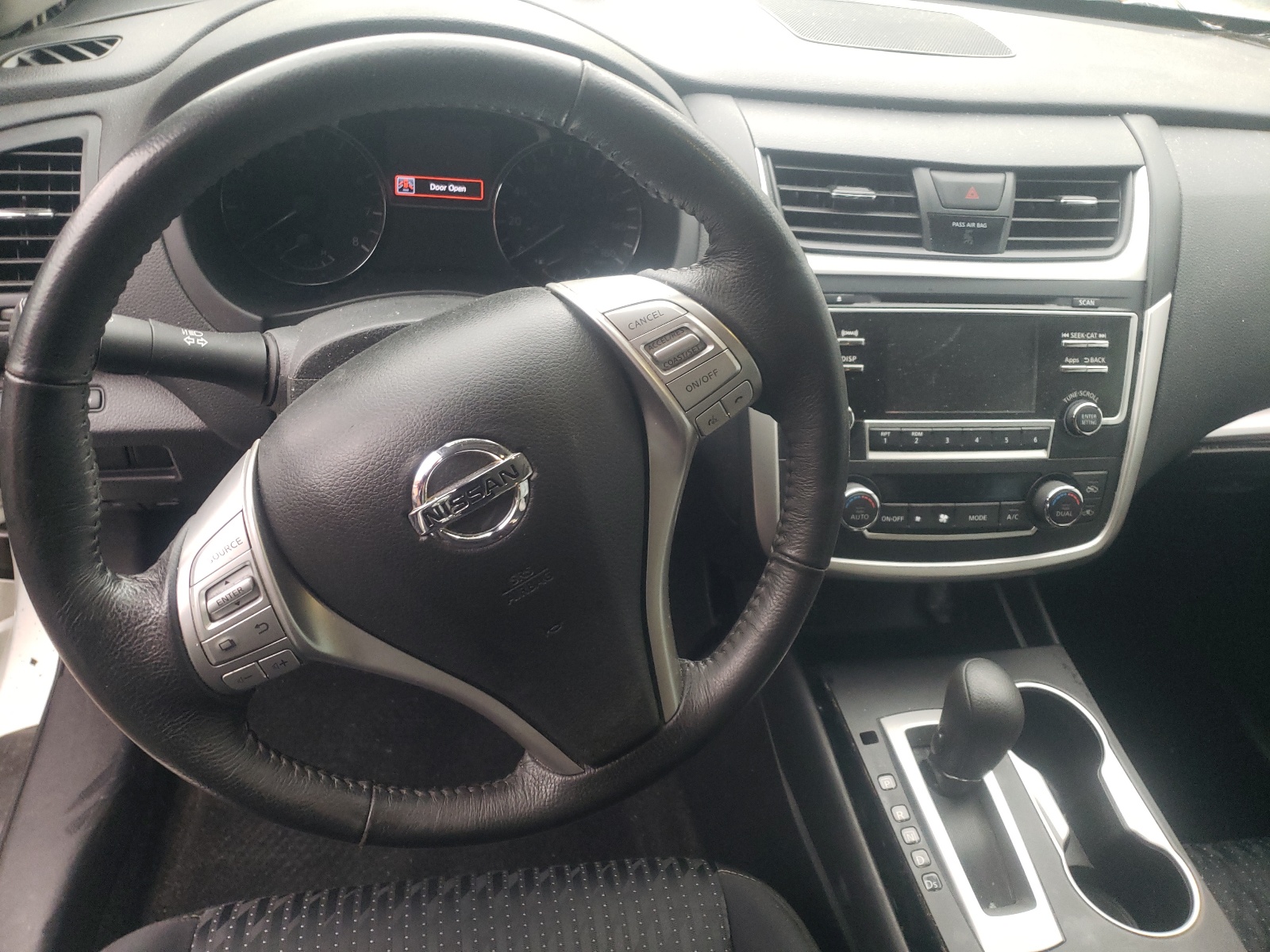 Photo 9 from auction – 2016 NISSAN ALTIMA 2.5 with VIN 1N4AL3AP5GC134025