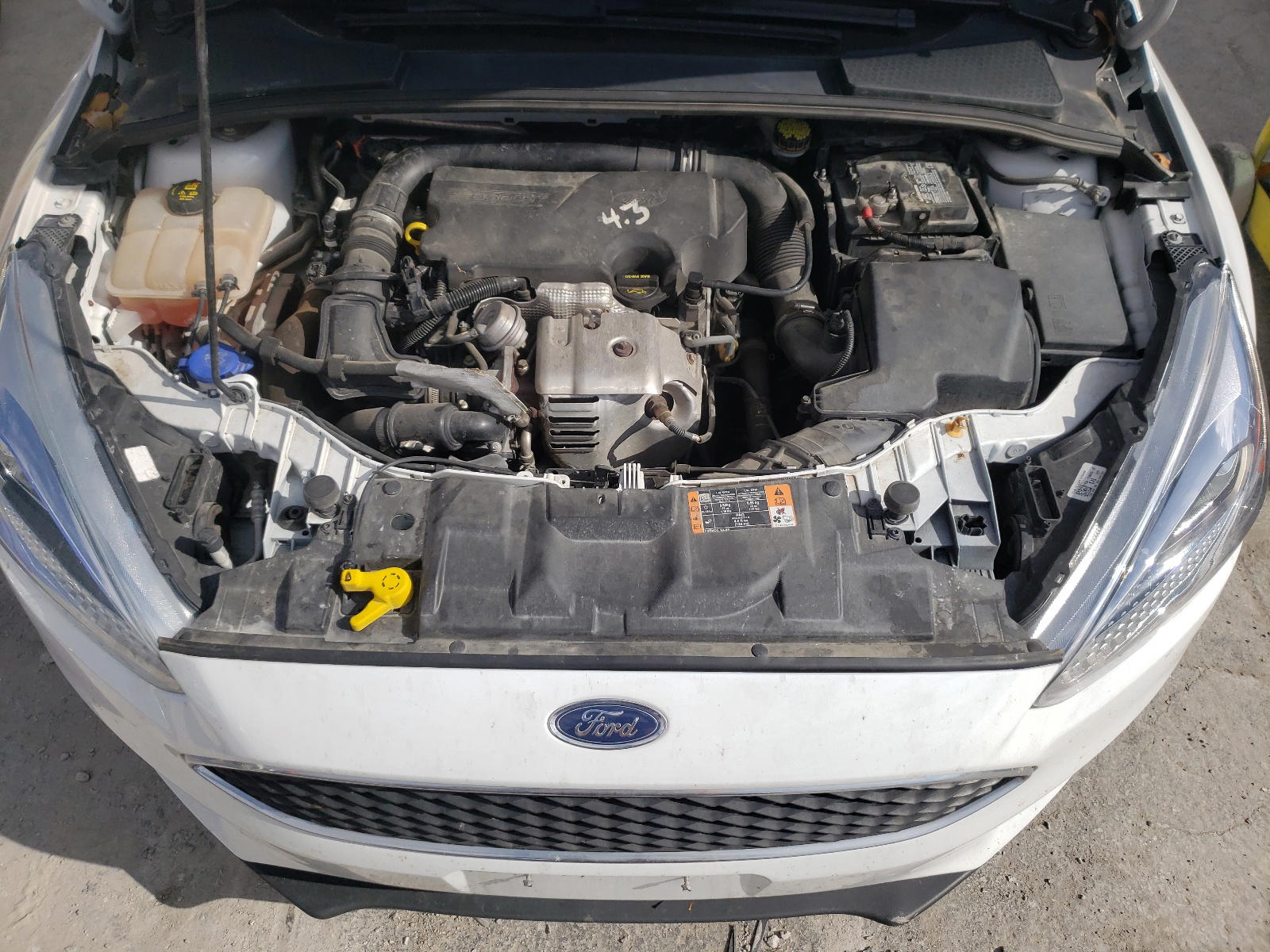 Photo 7 from auction – 2015 FORD FOCUS SE with VIN 1FADP3KE3FL281053
