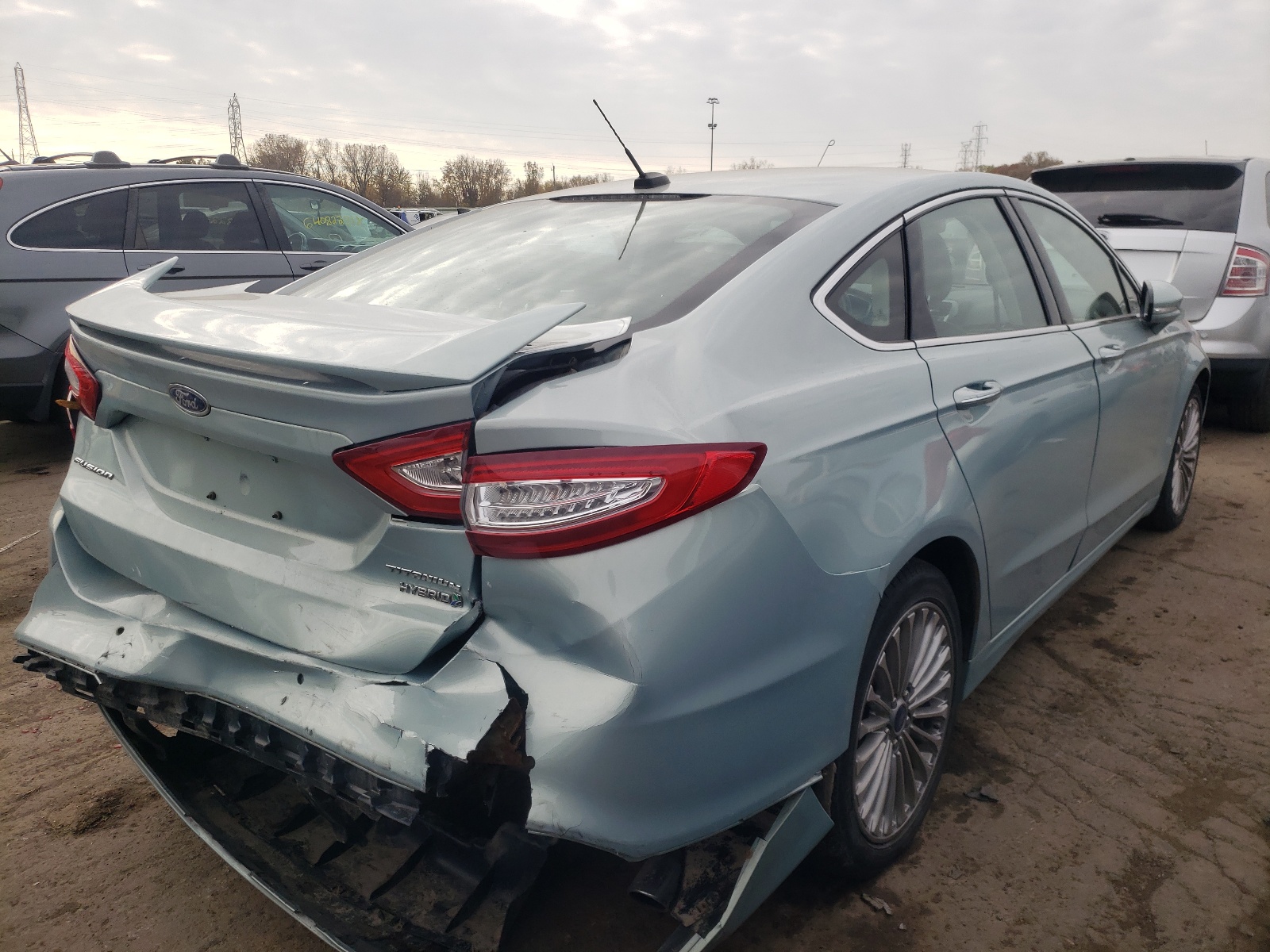 Photo 4 from auction – 2013 FORD FUSION TIT with VIN 3FA6P0RU8DR351942