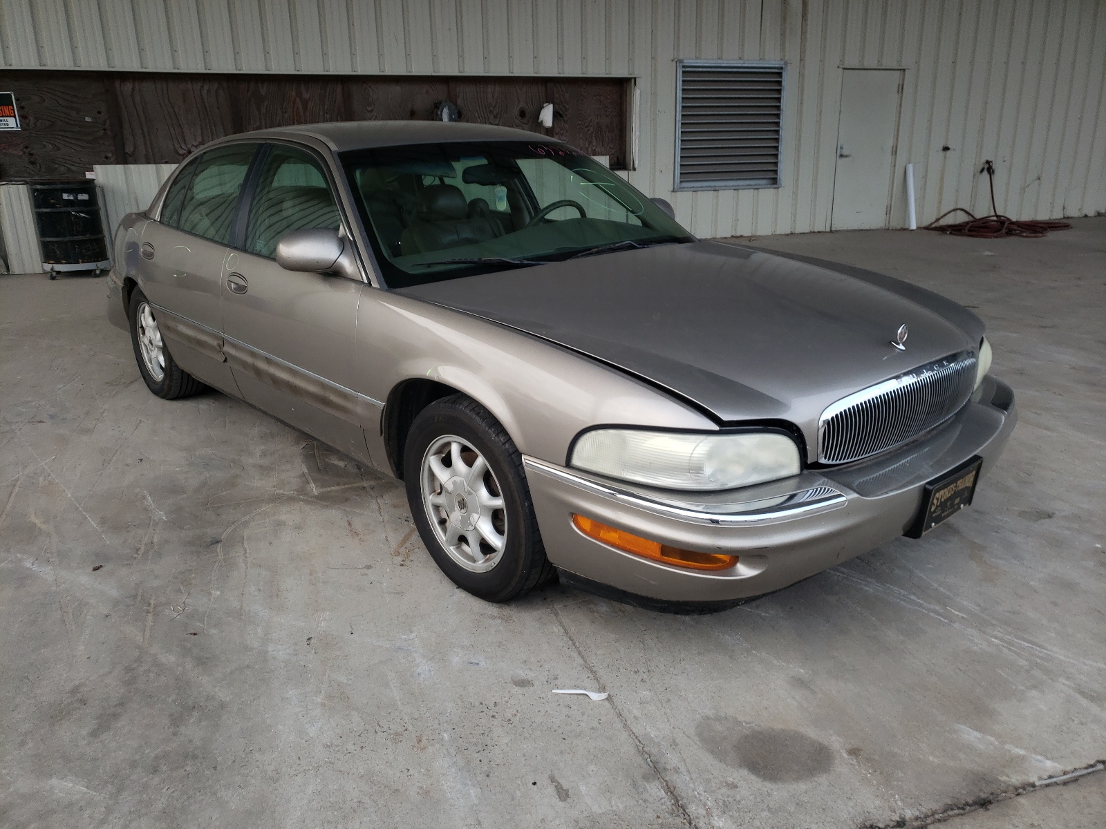 BUICK PARK AVENU 2002 with VIN 1G4CW54K224242008 - Photo from auction