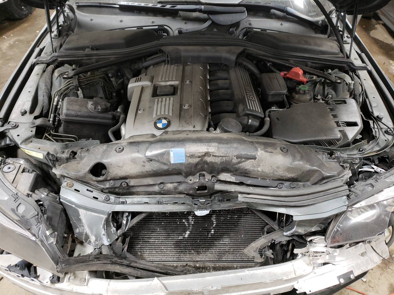 Photo 7 from auction – 2006 BMW 530 XI with VIN WBANF73586CC34284