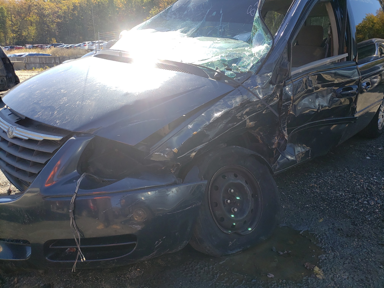 Photo 9 from auction – 2007 CHRYSLER TOWN & COU with VIN 2A4GP44R07R189916
